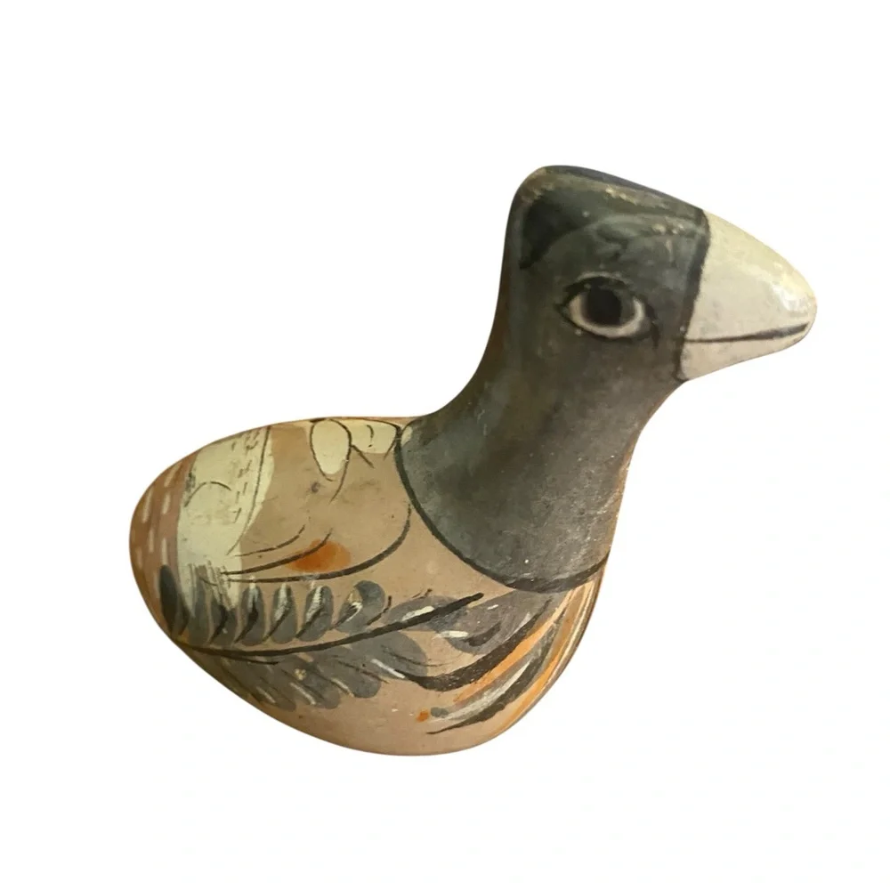 Vintage Tonala Mexican Pottery Folk Art Bird Figurine hare painted on back 3”